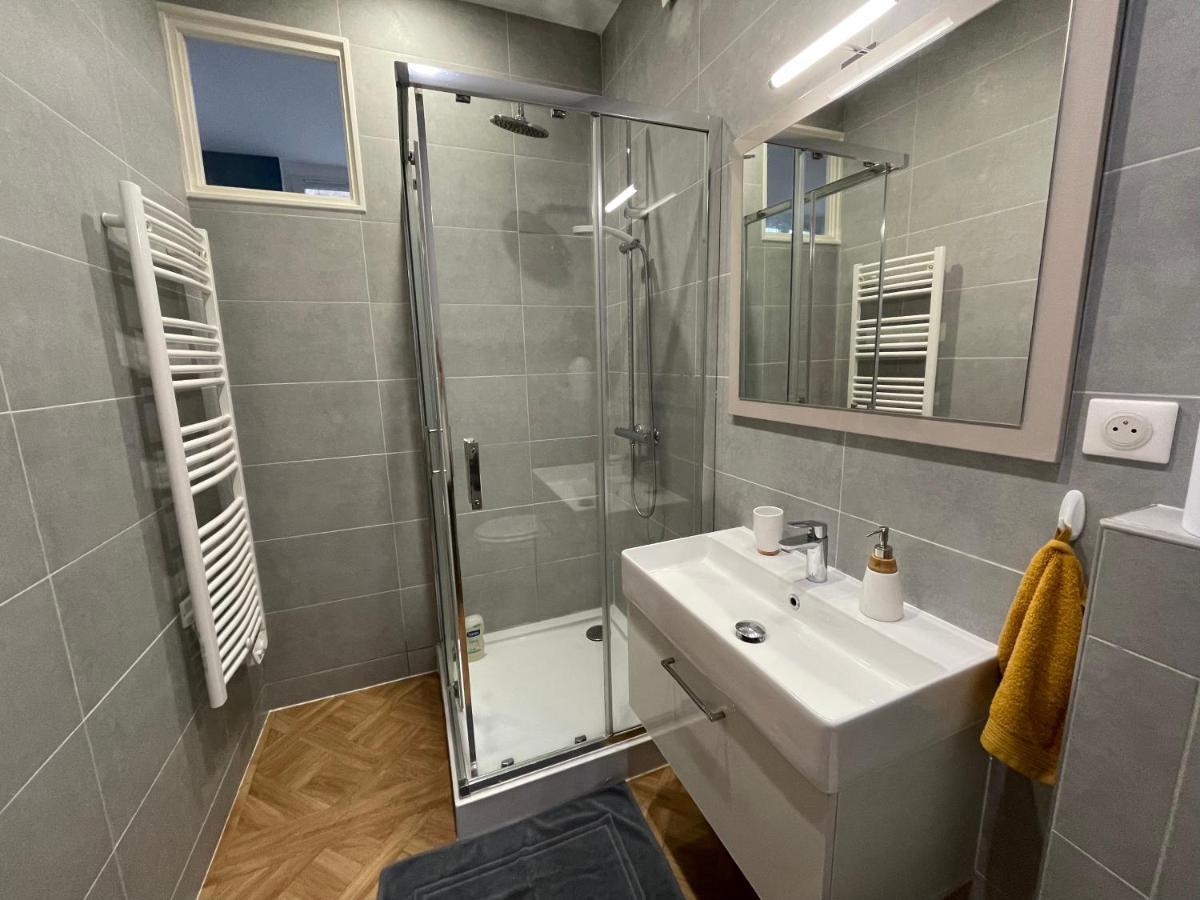 Appartamento Chez Jean-Yves Et Zoe - La Boheme - Au Calme, Tres Propre, Proche Parkings Niort Esterno foto