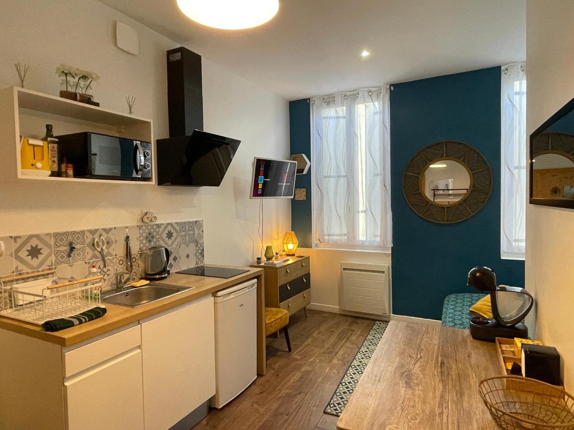 Appartamento Chez Jean-Yves Et Zoe - La Boheme - Au Calme, Tres Propre, Proche Parkings Niort Esterno foto