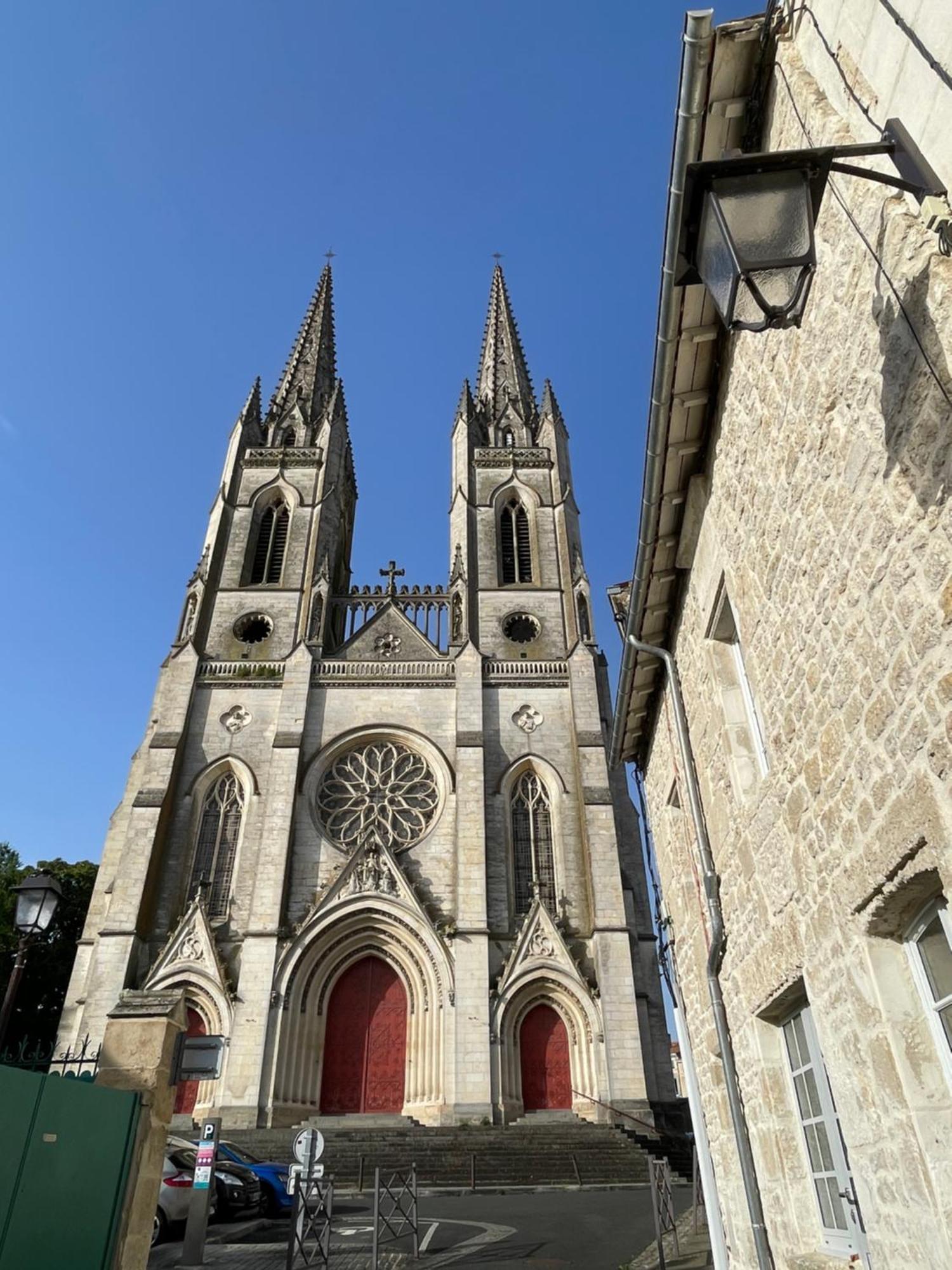 Appartamento Chez Jean-Yves Et Zoe - La Boheme - Au Calme, Tres Propre, Proche Parkings Niort Esterno foto