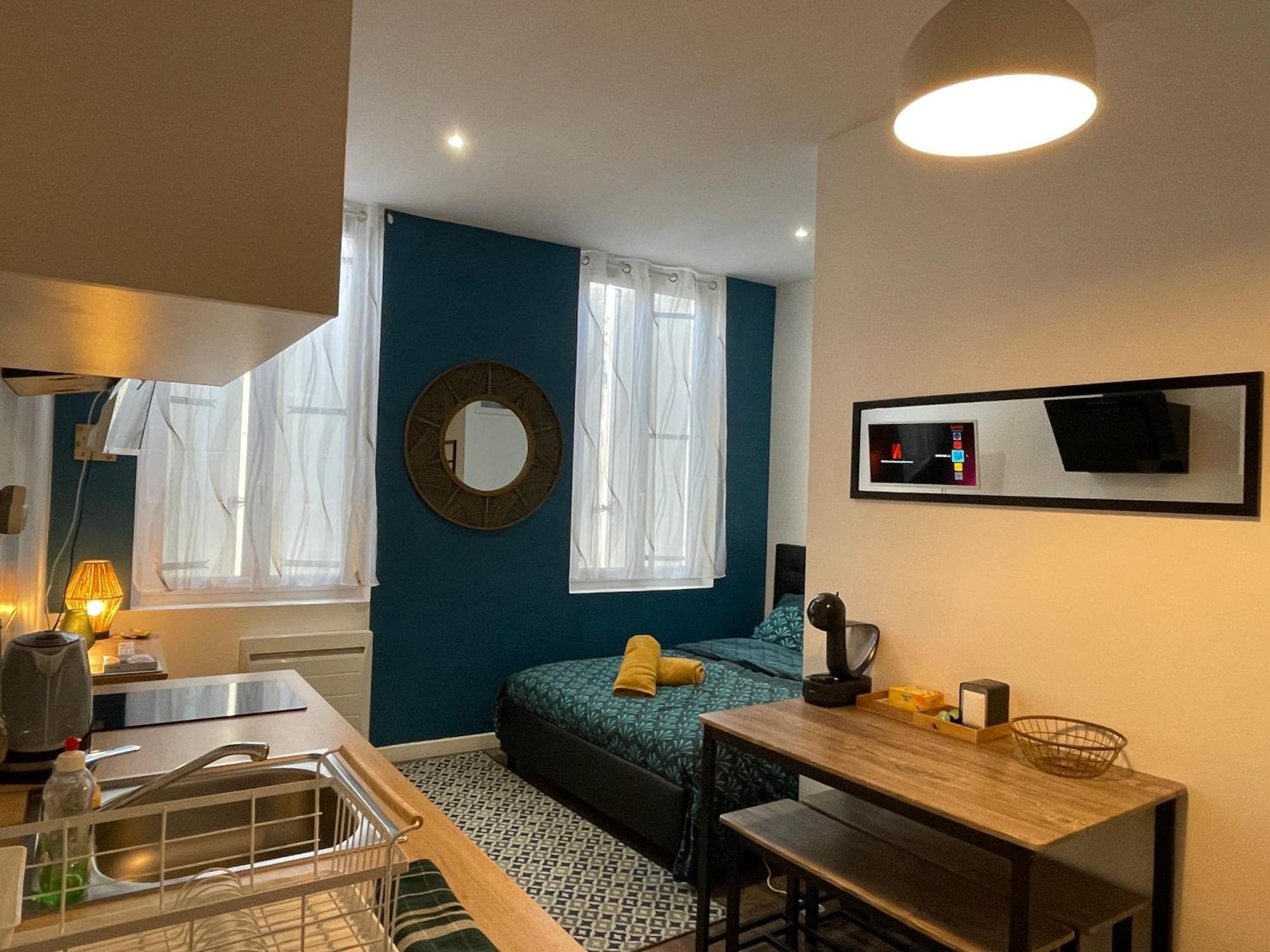 Appartamento Chez Jean-Yves Et Zoe - La Boheme - Au Calme, Tres Propre, Proche Parkings Niort Esterno foto